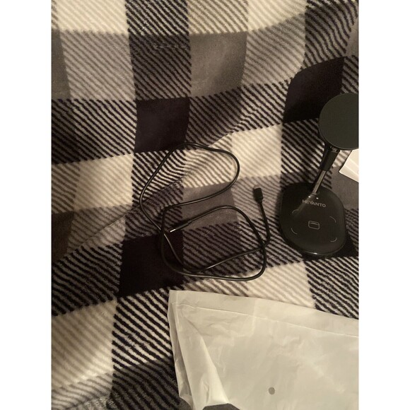 3 in 1 Magsafe Wireless Charger Stand for Iphone, Apple Watch and Airpod - Picture 4 of 7